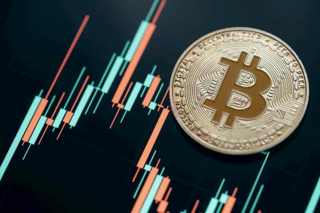 Bitcoin'in Aylık Kapanış Öncesi Sert Düşüyor: Düşüşler Ne Kadar Sürecek?